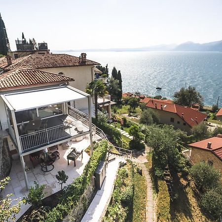 Residence La Mignon - Terrazza Torri Del Benaco Kültér fotó