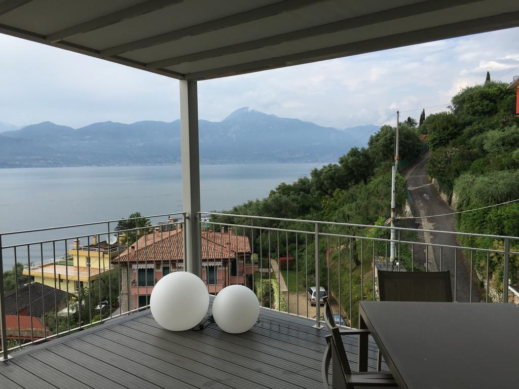 Residence La Mignon - Terrazza Torri Del Benaco Kültér fotó